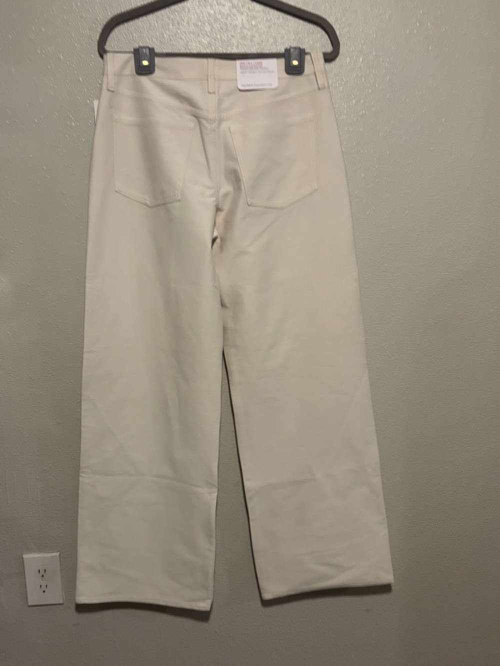 New Lululemon Cream Wide Leg Pants